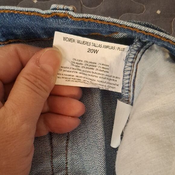 Gloria Vanderbilt Embroidered Classic Blue Denim Jeans size 20W - Picture 5 of 7